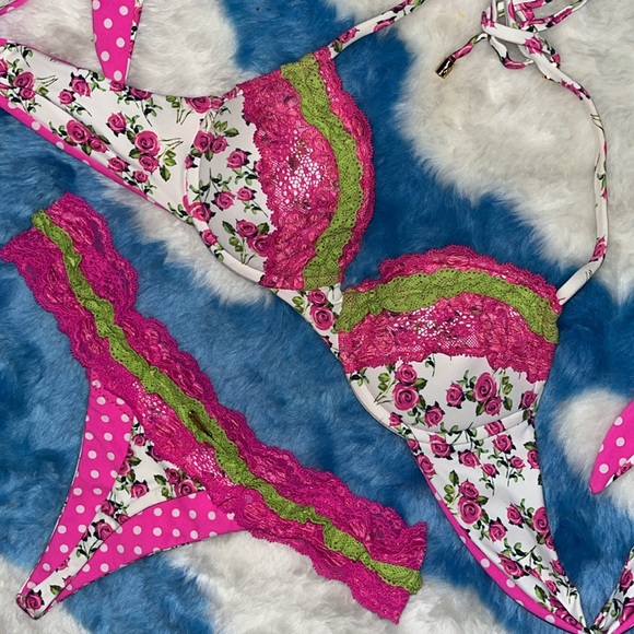 Sold Beach bunny sweet garden RARE floral lace small top medium thong - Picture 2 of 4